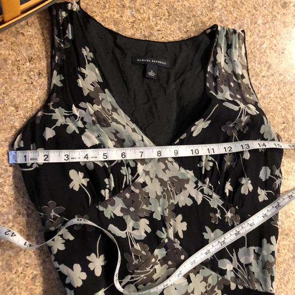 Banana Republic Silk Dress Size 0 Lined Side Zip FLAWS - Picture 6 of 17